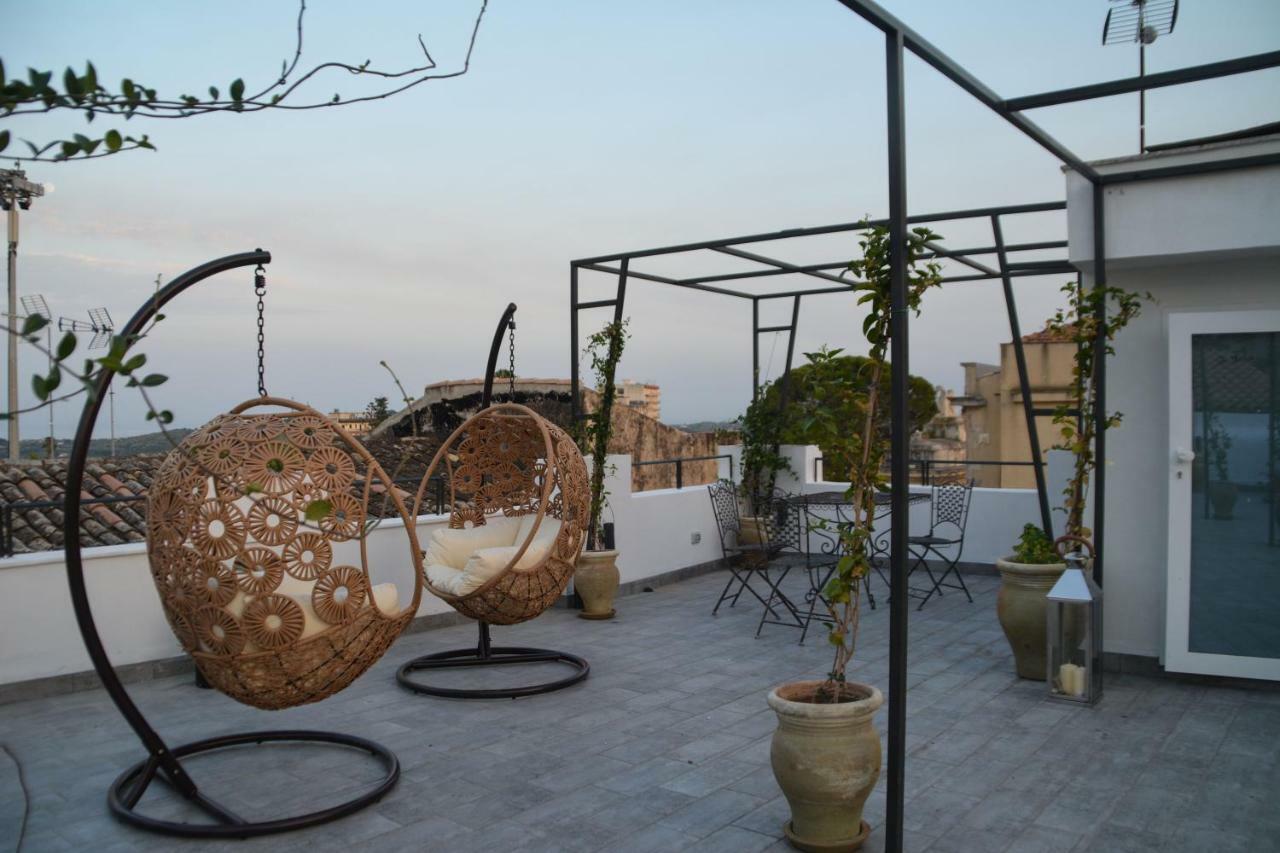 Zioli Bed and Breakfast Noto Exteriör bild