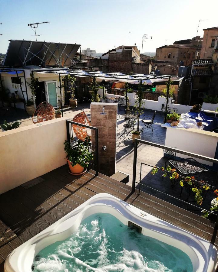 Zioli Bed and Breakfast Noto Exteriör bild